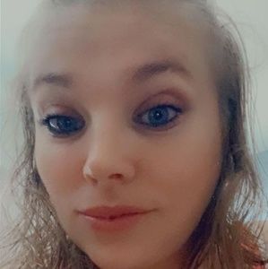 Meet your Posher, Shawna